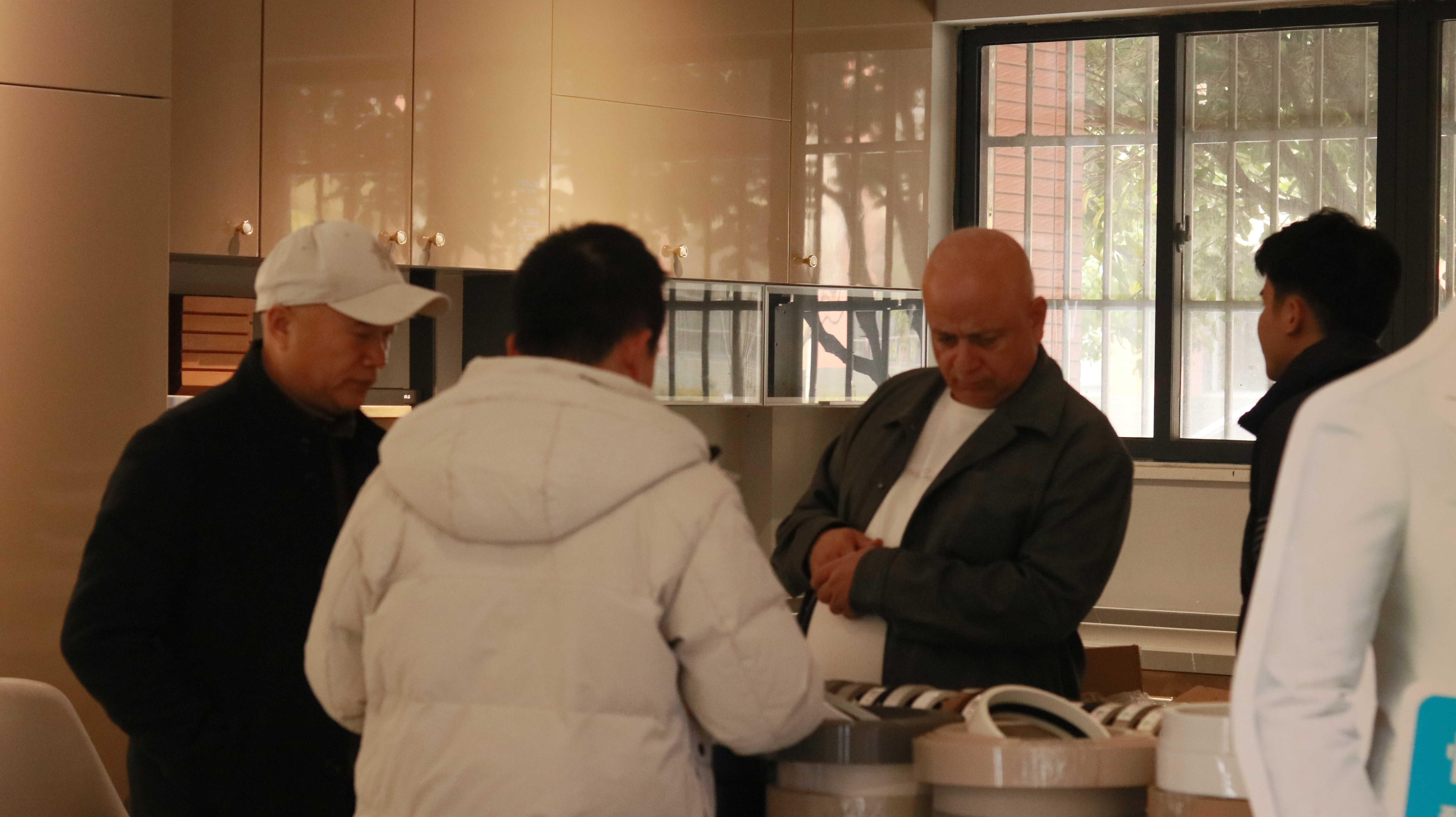 In-depth discussions on product quality and customization