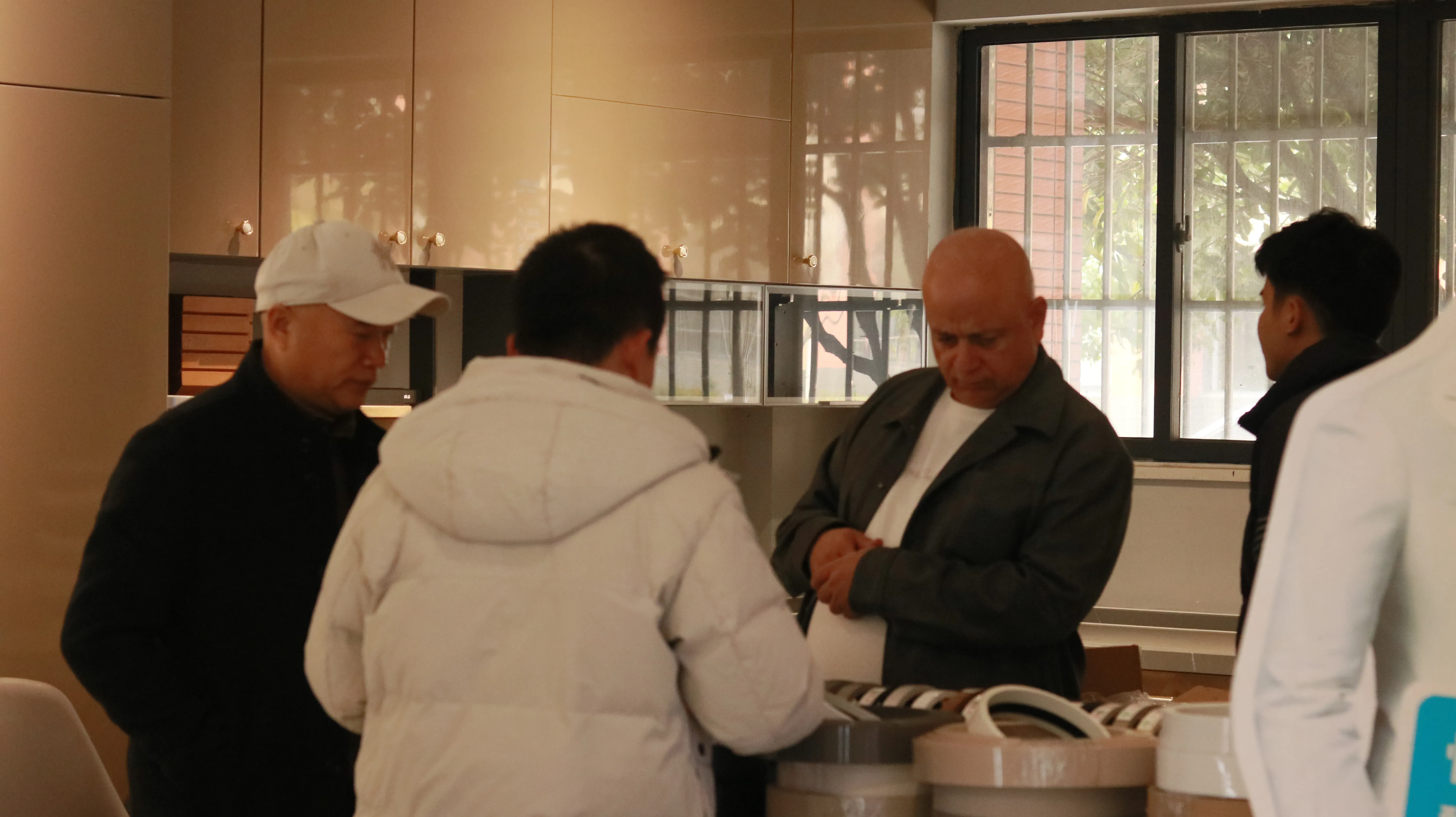 In-depth discussions on product quality and customization